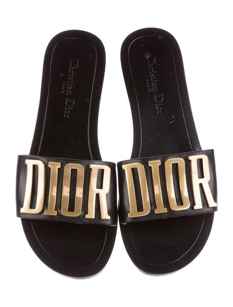 chinelas dior|Dior summer sandals.